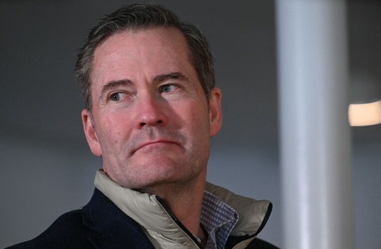 Команда Волца створила 20 чатів у Signal, зокрема й щодо України – ЗМІ