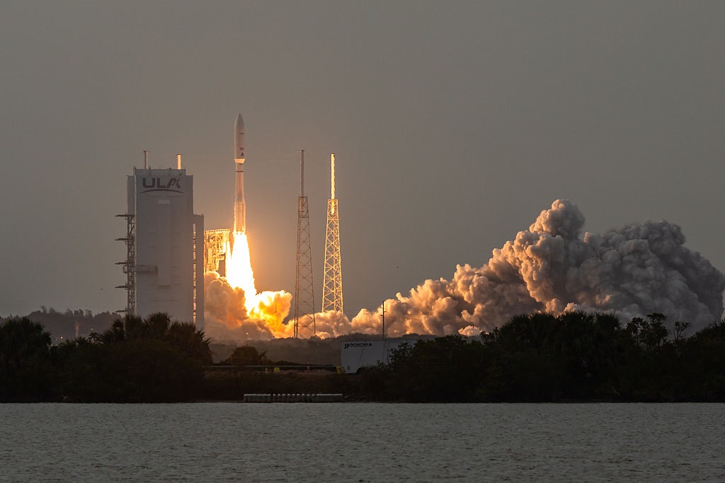 Новини бізнесу - Конкурент Starlink: Amazon вивела на орбіту інтернет-супутники Kuiper