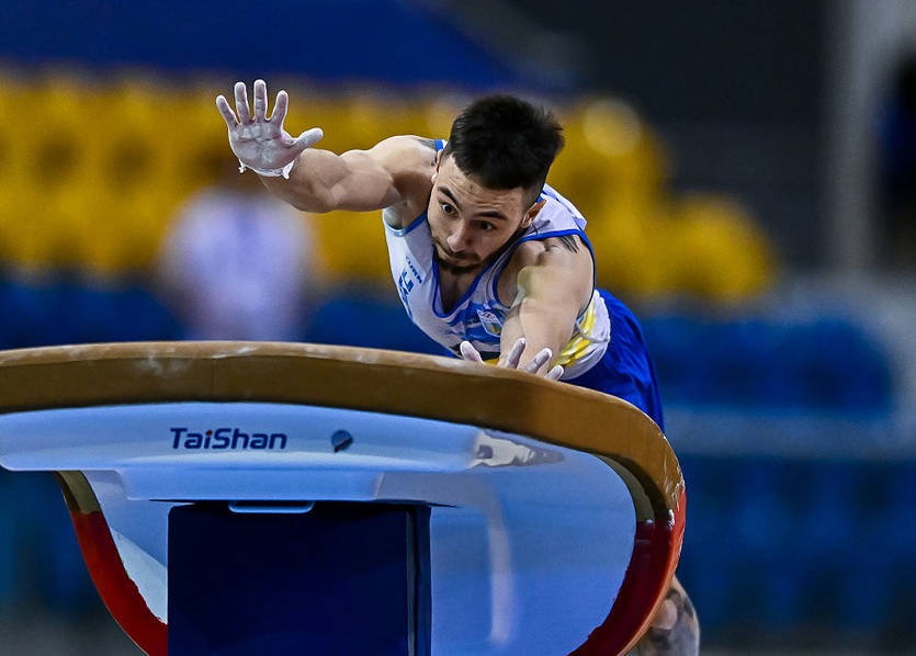 Новини спорту - Кубок світу зі спортивної гімнастики: Чепурний отримав ще одну медаль