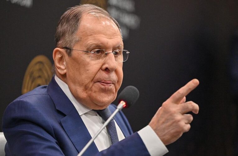 Лавров озвучив “дві основи” для завершення війни