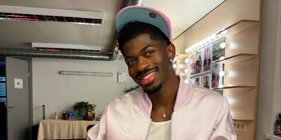 Новини культури - Lil Nas X потрапив до лікарні з частковим паралічем обличчя