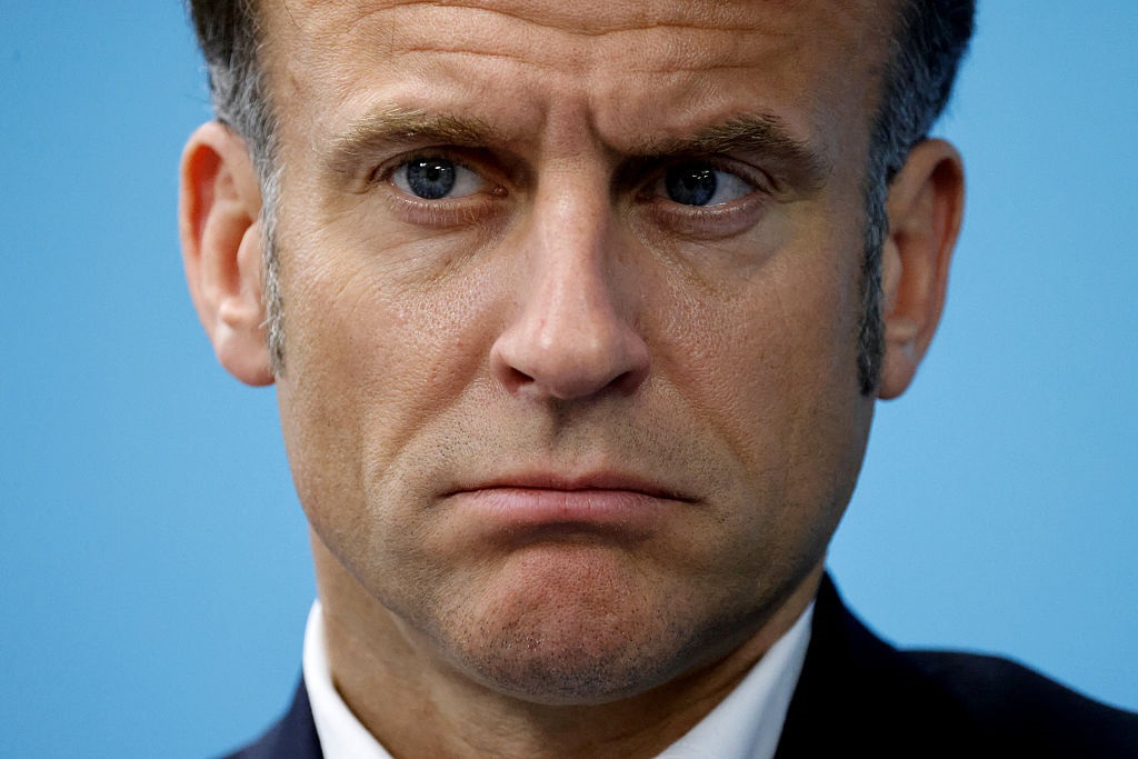 Новини світу - Макрон різко відреагував на удар по Сумах