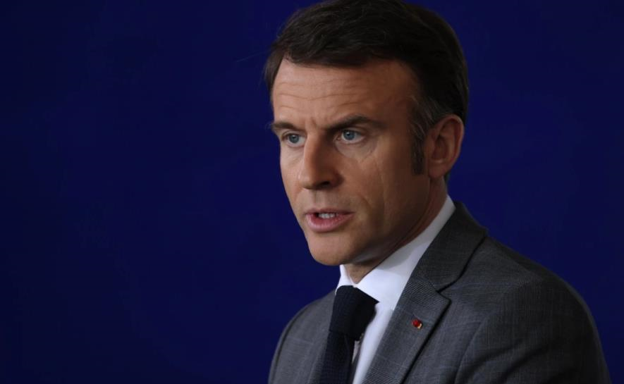 Новини світу - Макрон закликав науковців обирати Францію
