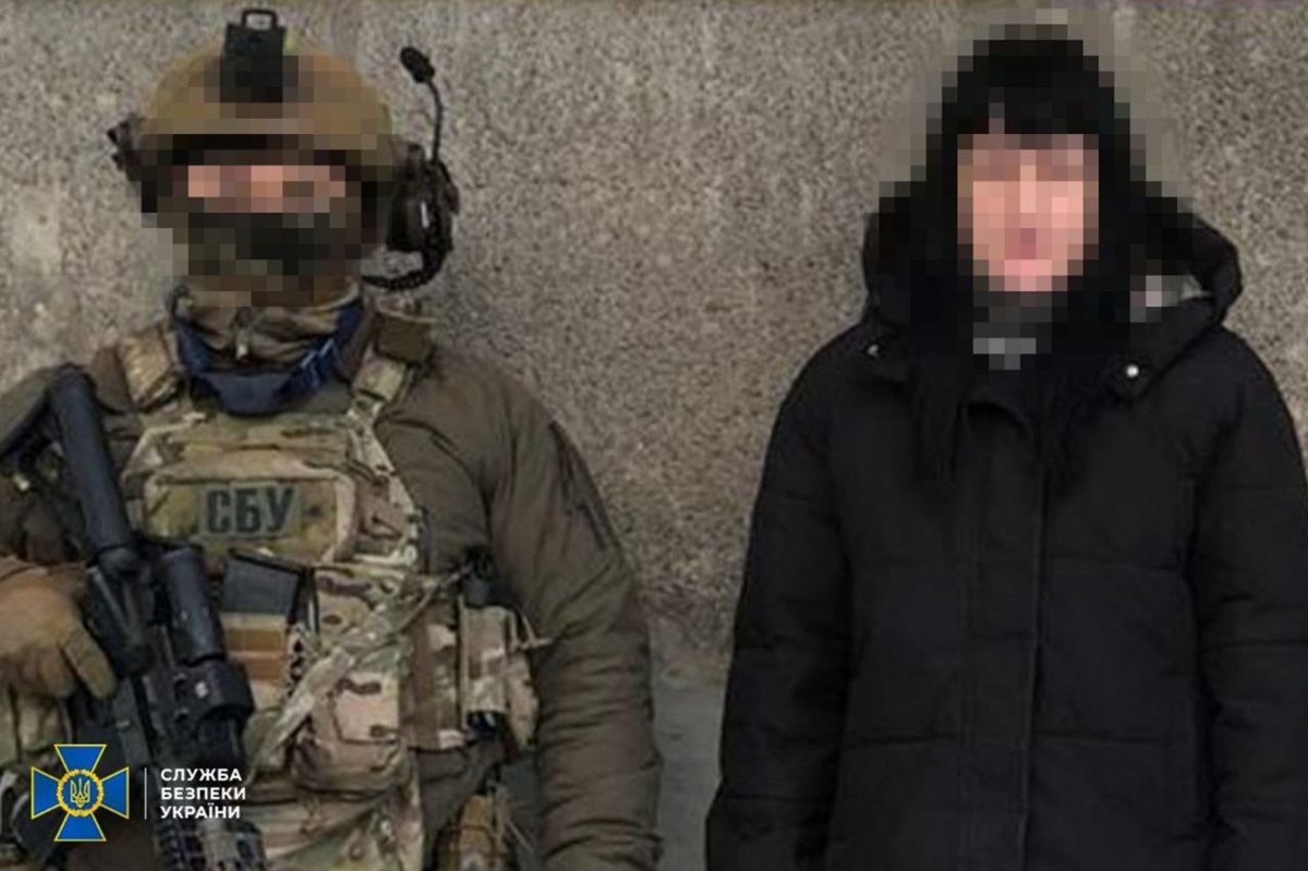 Новини України - На Донеччині затримано експосадовицю суду, яка працювала на російське ГРУ