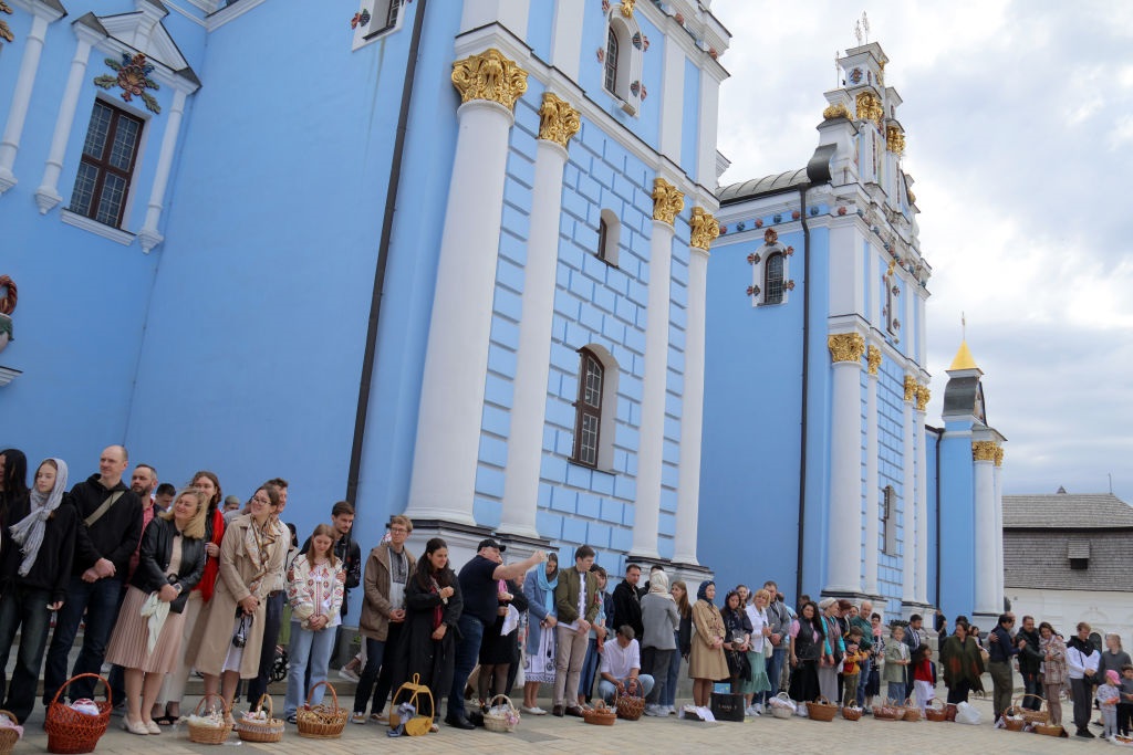 Новини України - На Великдень без церкви? Загроза ворожого обстрілу