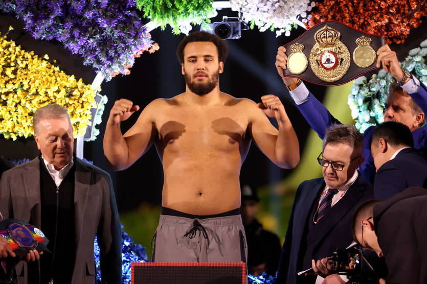 Новини спорту - Назвали опонента для непереможного британського боксера Ітауми