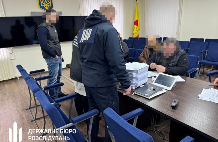 Неякісний одяг для ЗСУ: судитимуть депутата міськради з Кіровоградщини