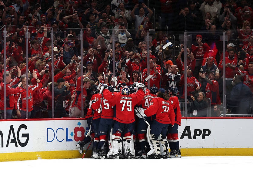 Новини спорту - НХЛ: Детройт впорався з Кароліною, а Айлендерс перемогли Міннесоту