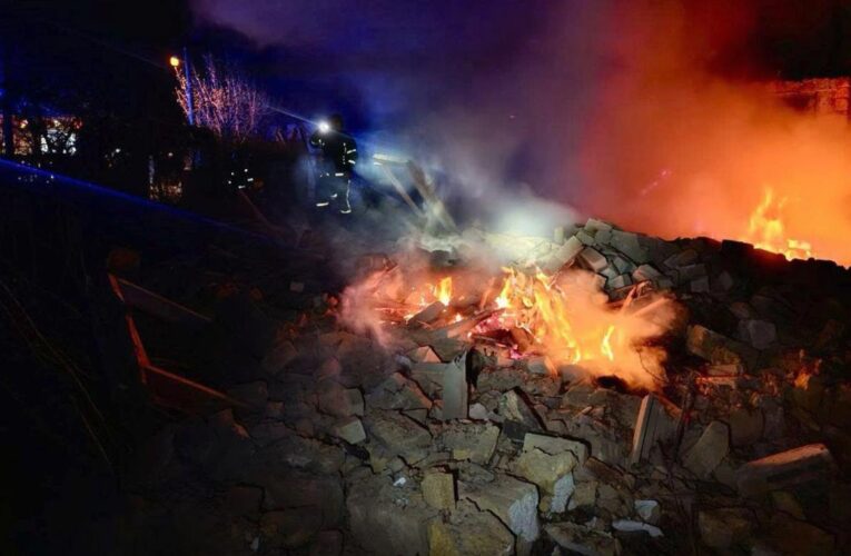 Опубліковані фото наслідків удару РФ по Миколаєву