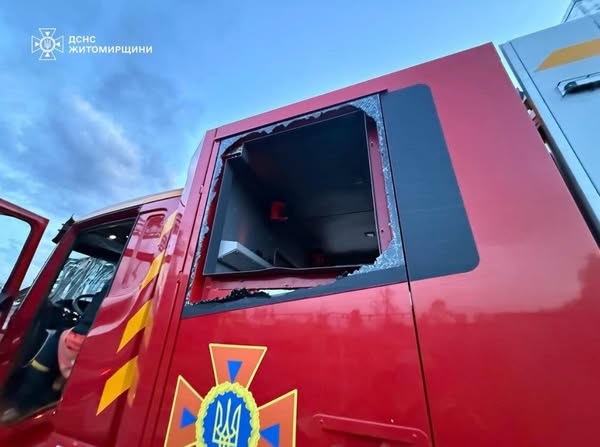 Під час повторного обстрілу на Житомирщині поранений рятувальник