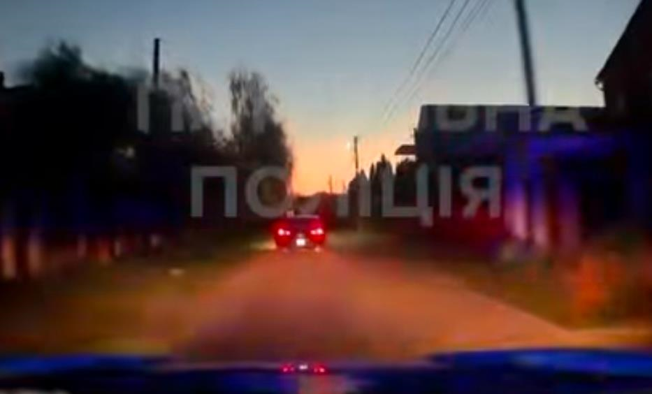 Новини Києва - Підліток під Києвом втікав від поліції й вчинив ДТП