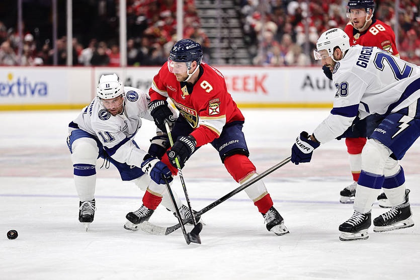 Новини спорту - Плей-оф НХЛ: Флорида поступилася Тампі, Колорадо переміг Даллас