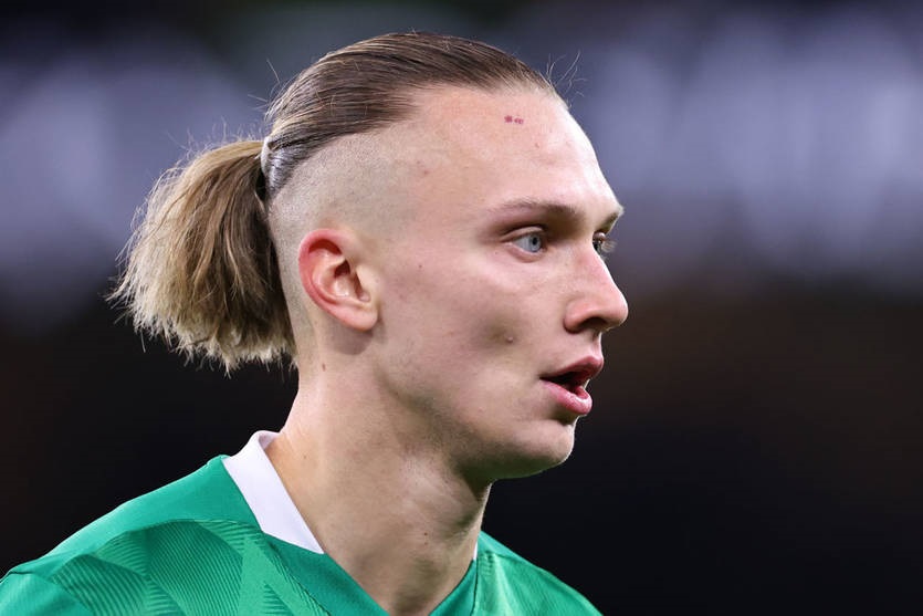 Новини спорту - Плімут перемагає завдяки асисту Таловєрова