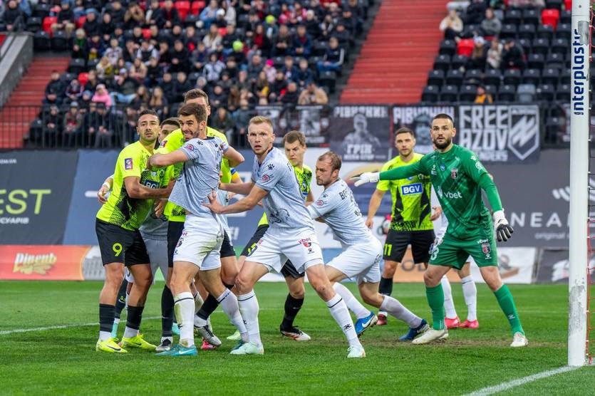 Новини спорту - Полісся стало півфіналістом Кубка України, мінімально обігравши Верес