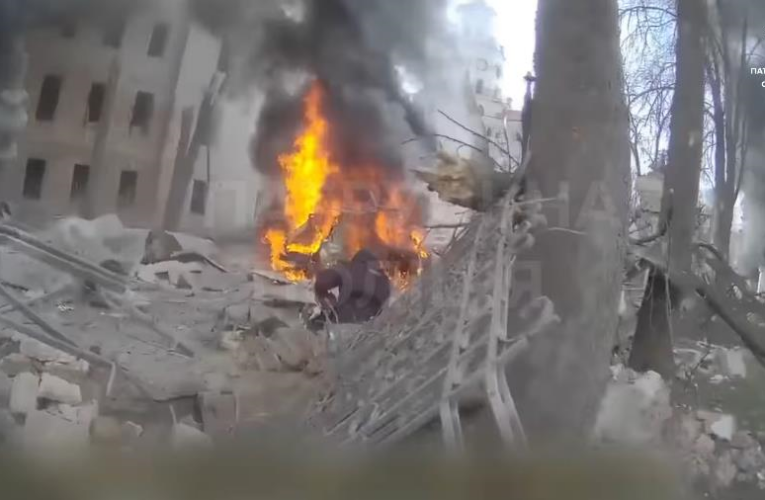 Поліція показала кадри перших хвилин після ракетних ударів РФ по Сумах