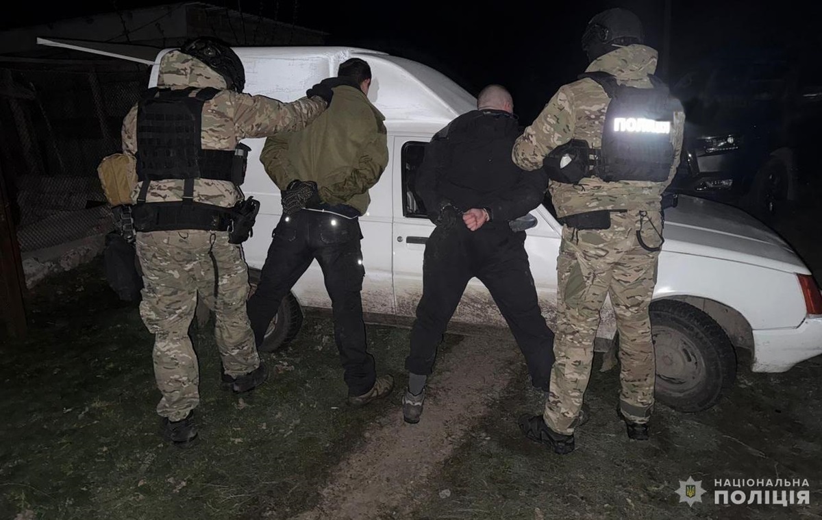 Новини України - Поліція затримала банду, яка обкрадала аграріїв