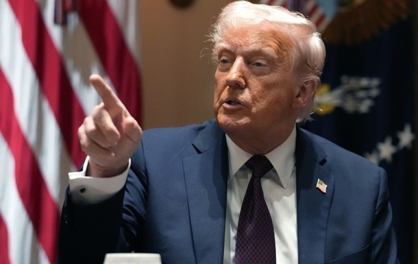 Новини світу - Позиція Зеленського шкодить переговорам - Трамп