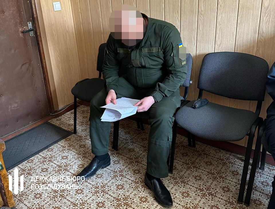 Новини України - Працівнику СІЗО загрожує до восьми років за побиття ув’язненого