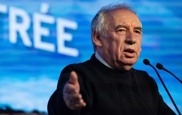 Новини світу - Прем'єр Франції назвав тарифи Трампа економічною катастрофою