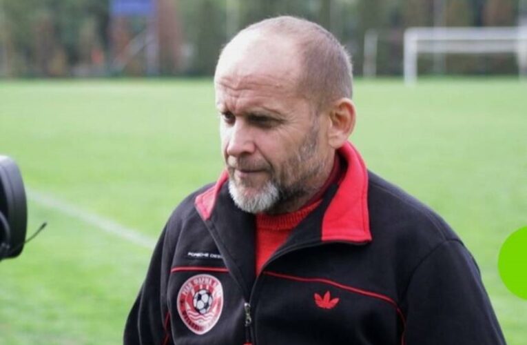 Президент українського клубу встановив рекорд як найстарший футболіст