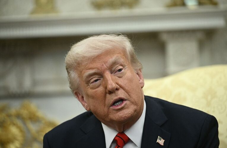 Припинення війни: Трамп розповів, коли чекає на відповідь Путіна