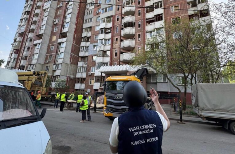 Прокурори фіксують наслідки трьох хвиль атак РФ на Харків