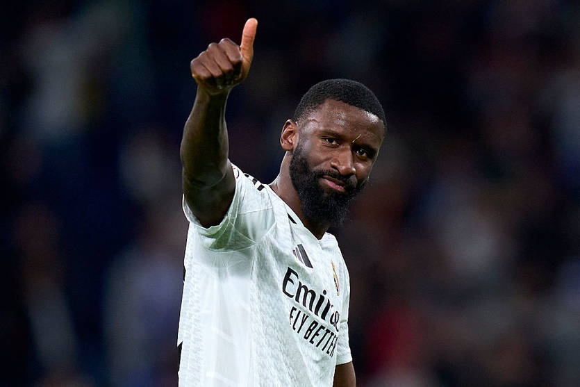 Новини спорту - Реал має намір продовжити контракт із ключовим захисником