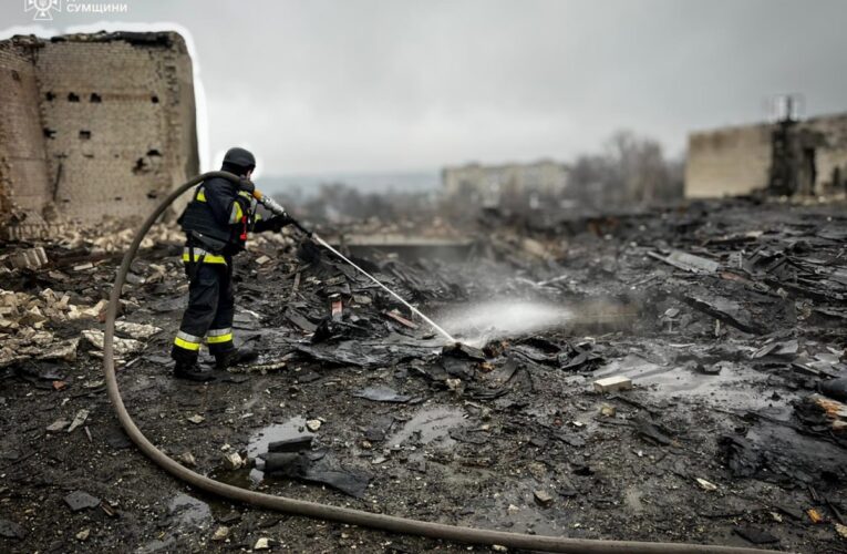 РФ обстріляла Краснопілля, знищено будинок культури