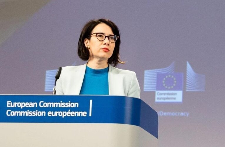 Росія показує “повну неповагу” до переговорів – ЄC