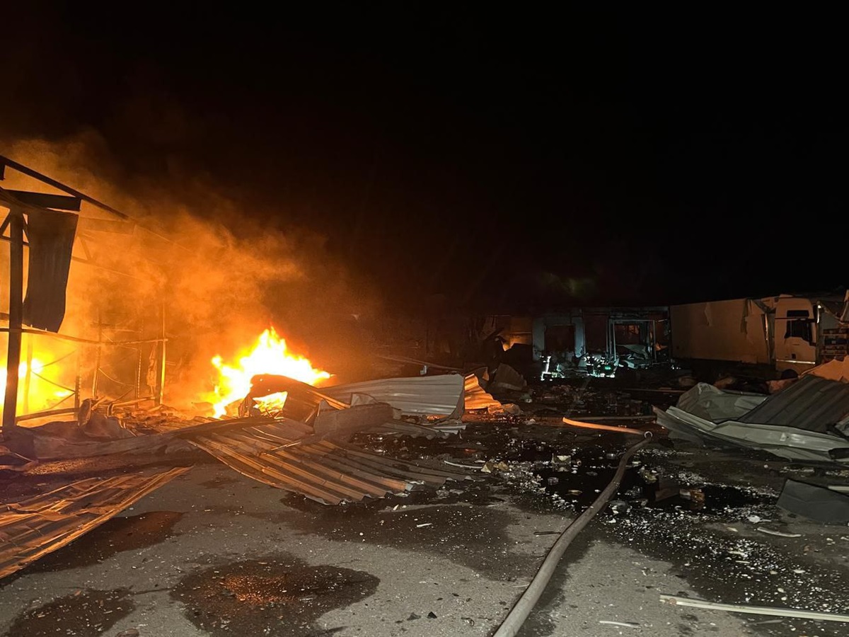 Новини України - Росіяни поцілили по цивільній інфраструктурі у Сумах