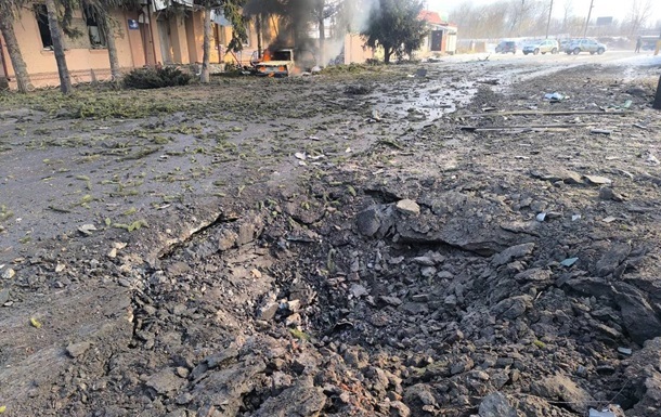 Росіяни скинули КАБ на село на Харківщині: загинув чоловік