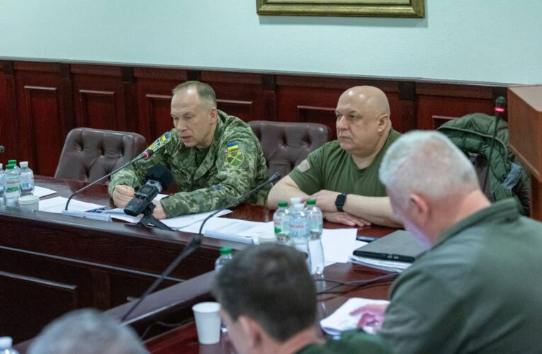 Сирський розповів, як Україна вирішує виклики сучасної війни