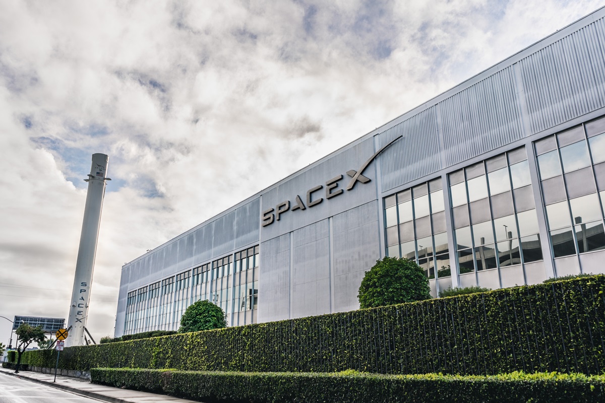 Новини бізнесу - SpaceX стала головним партнером Пентагону