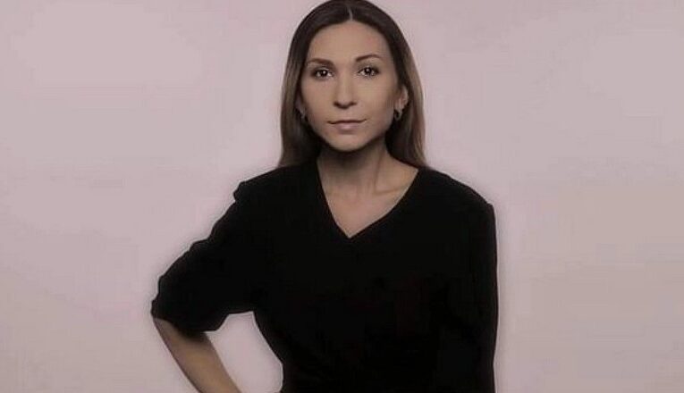 Тіло журналістки Рощиної повернули з Росії з вирізаними органами – ЗМІ