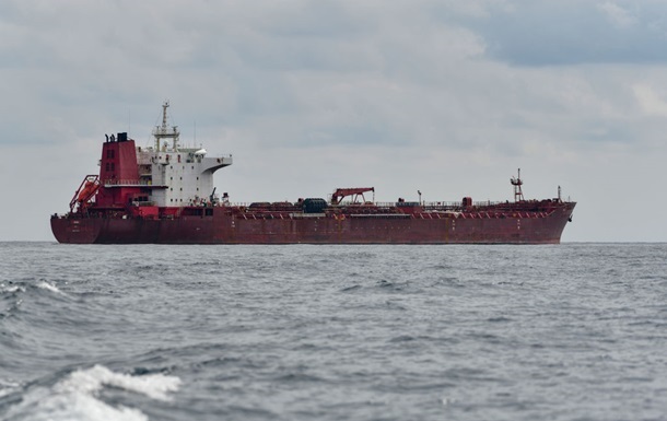 Новини світу - Тіньовий танкер РФ створив небезпечну ситуацію у Фінській затоці