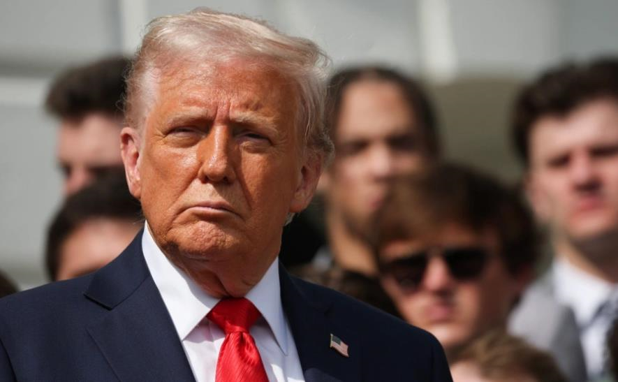 Новини світу - Трамп сказав, що збирається до короля Британії у гості