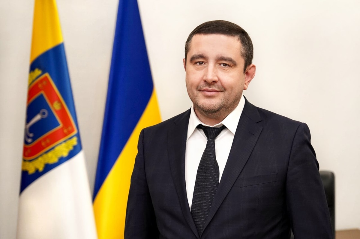 Новини України - У банківській комірці голови Одеської облради знайшли понад $200 тисяч