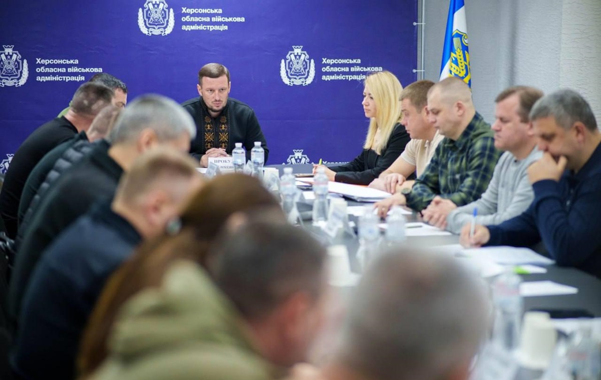 Новини України - У Херсонській області заборонили вмикати світло вночі на Великдень