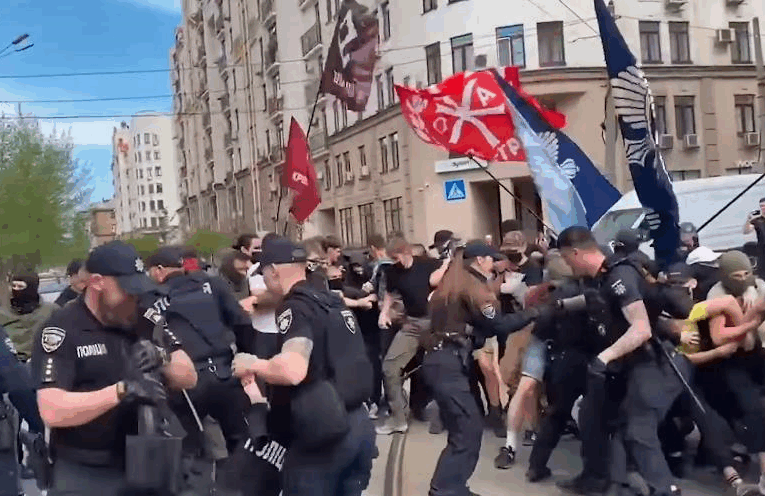 У Києві на фестивалі ЛГБТ-кіно сталася бійка