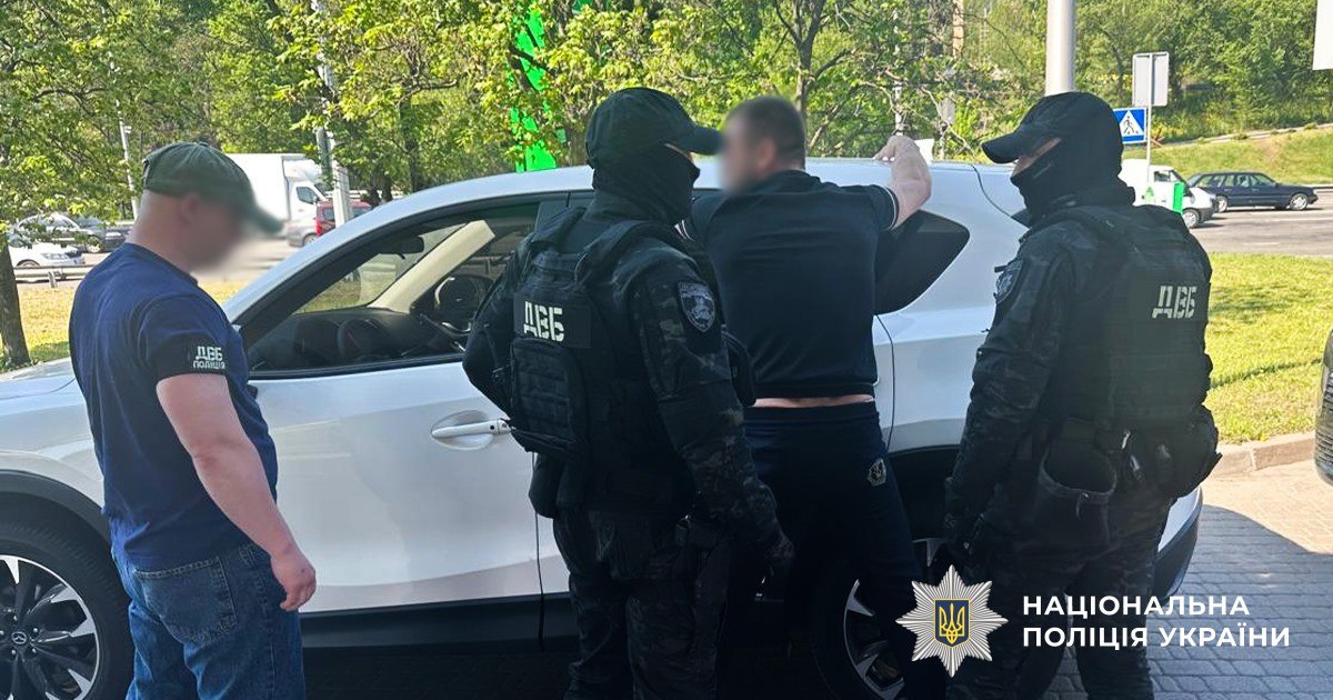 Новини Києва - У Києві шахрай "продавав" посади у ГУР