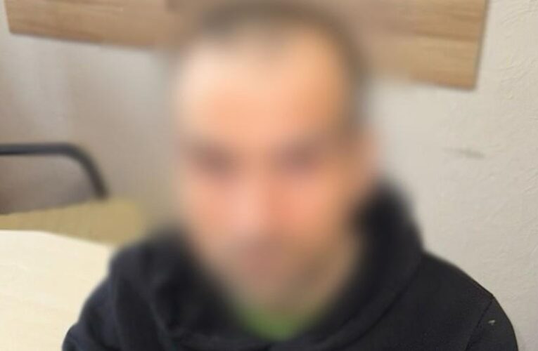 У Києві затримали чоловіка, який поранив ножем військового