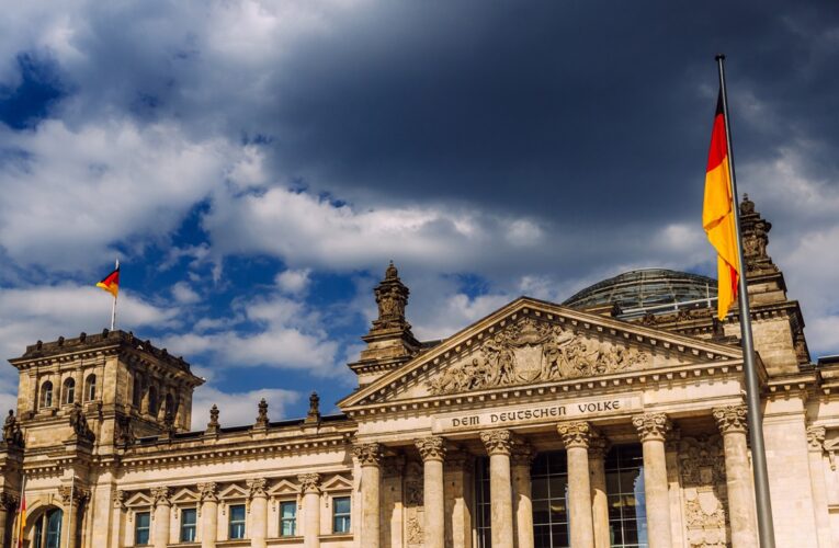 У Німеччині соціал-демократи схвалили коаліційну угоду