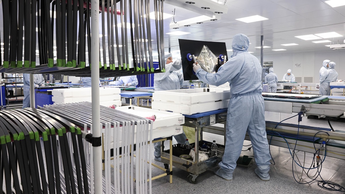 Новини світу - У Росії припинили виробництво єдиного вітчизняного телевізора