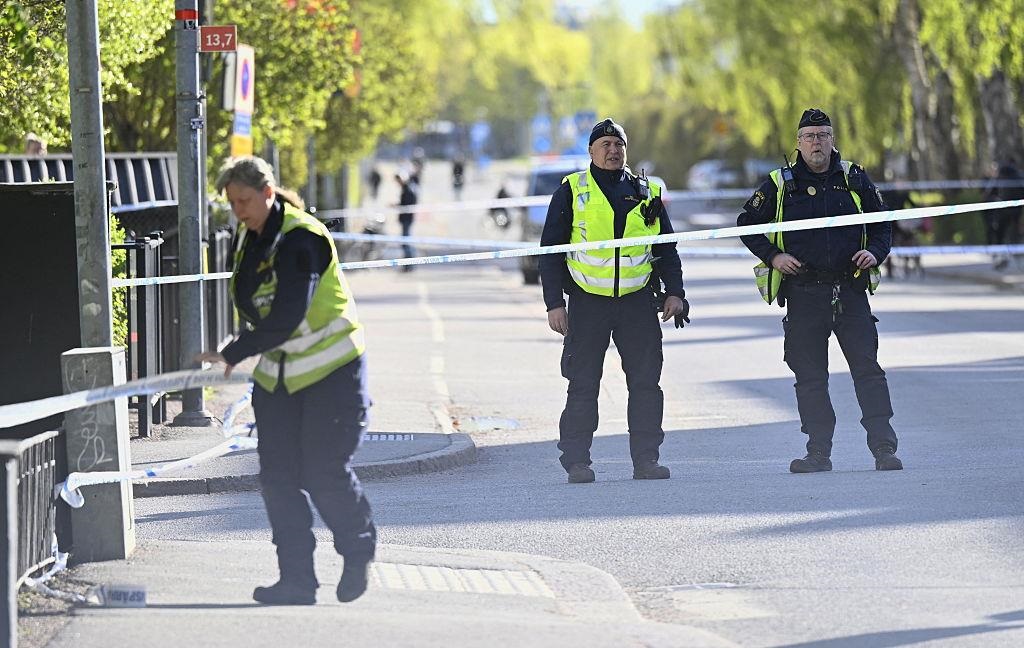 Новини світу - У Швеції затримали підлітка за підозрою у вбивстві трьох людей