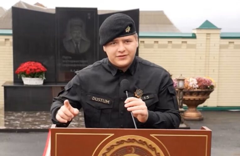 У сина Кадирова виявилось інше ім’я та два паспорти – ЗМІ