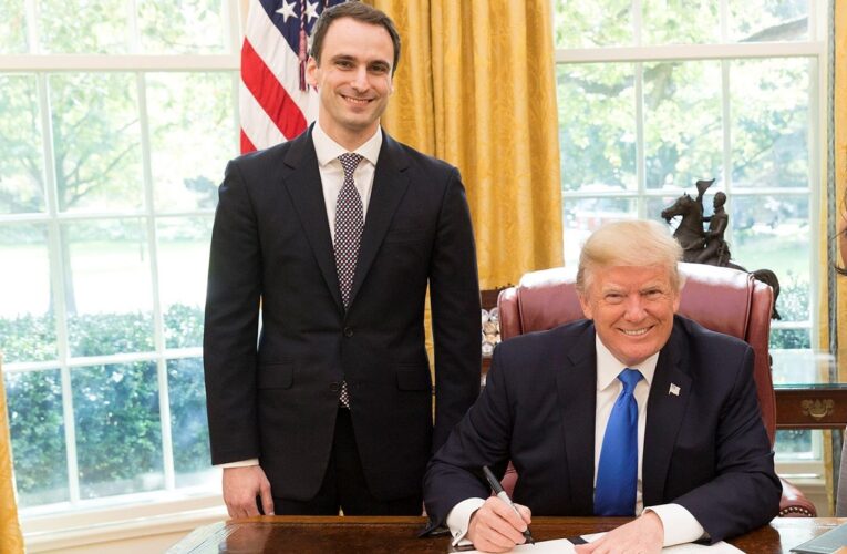 У Трампа заявили, що технології США можуть “маніпулювати простором і часом”