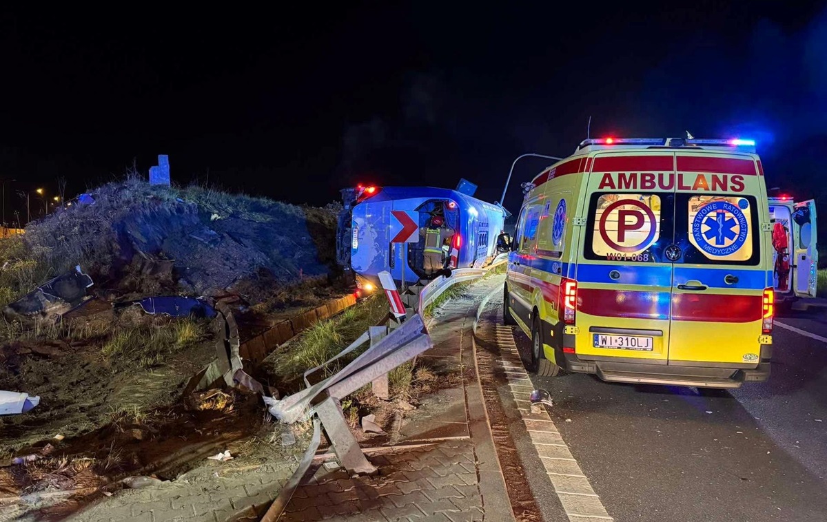 Новини світу - У Варшаві 12 українців постраждали в ДТП