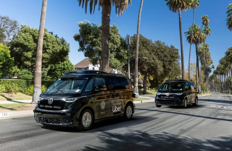 Uber та Volkswagen запустять сервіс роботаксі в США