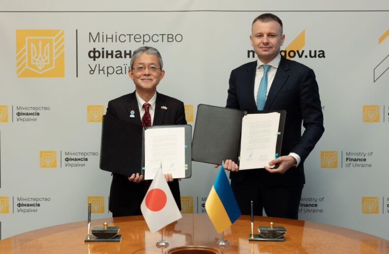 Україна і Японія підписали угоду на $3 млрд