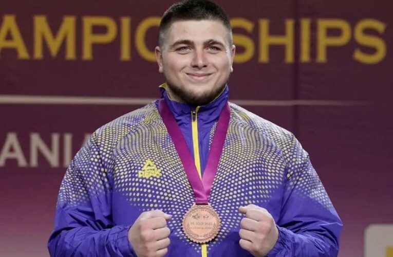 Українські важкоатлети Гоза та Прилипко отримали нагороди чемпіонату Європи
